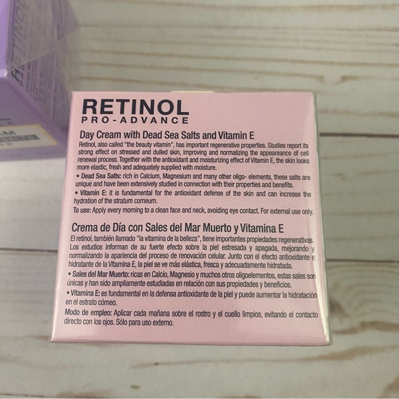 Retinol Pro-Advance Night and Day Cream Set - Picture 3 of 8